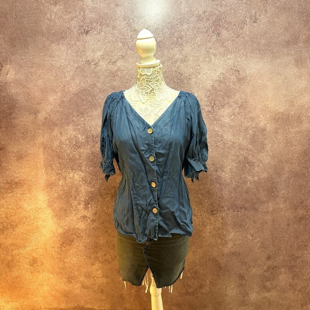 Lauren Conrad Denim V Neck Button Up Puff Sleeve Blouse